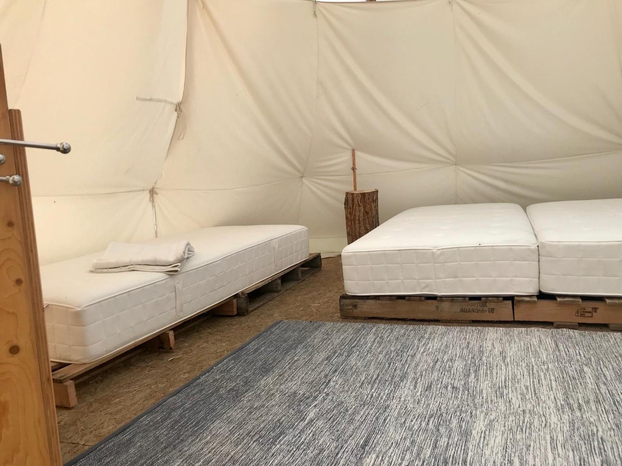 Arkeo - Luxury Tents And Cabins At The River Nonceveux Ruang foto