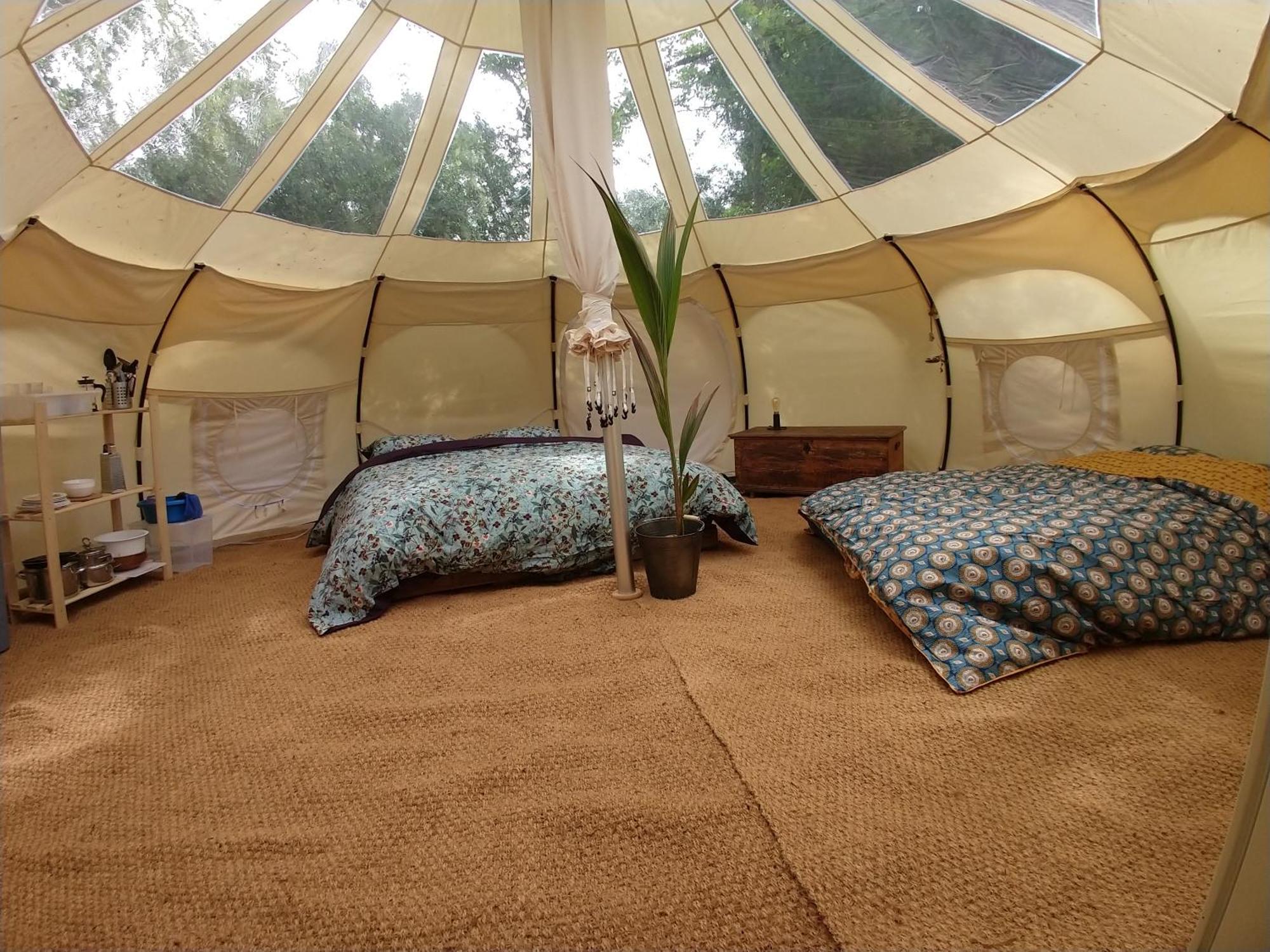 Arkeo - Luxury Tents And Cabins At The River Nonceveux Ruang foto